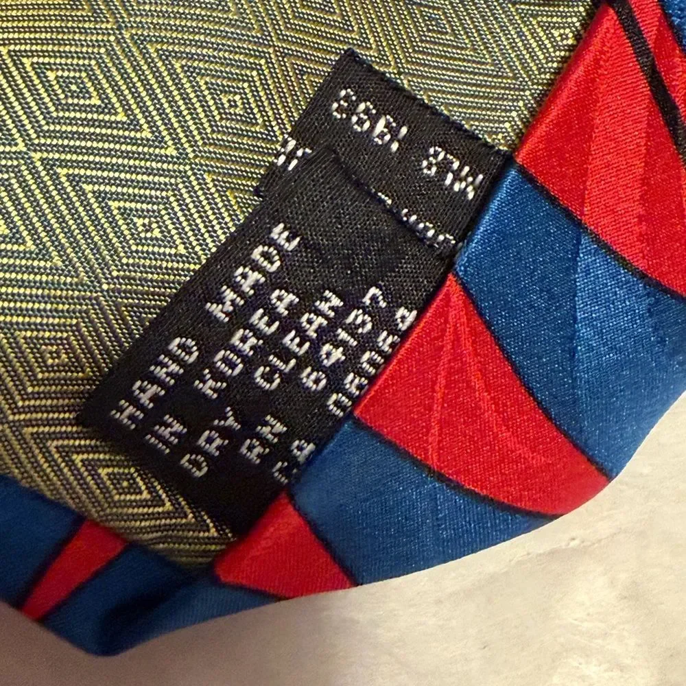 NWT Vintage 1993 Silk Braves Bugs Bunny Cartoon Character MLB Tie